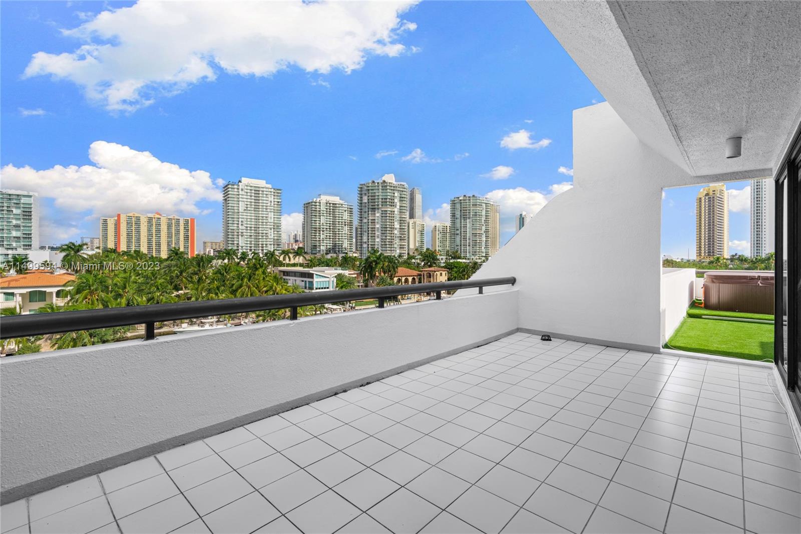 355 Poinciana Dr 1130, Sunny Isles Beach, Florida 33160, 3 Bedrooms Bedrooms, ,2 BathroomsBathrooms,Residential,For Sale,355 Poinciana Dr 1130,A11499594