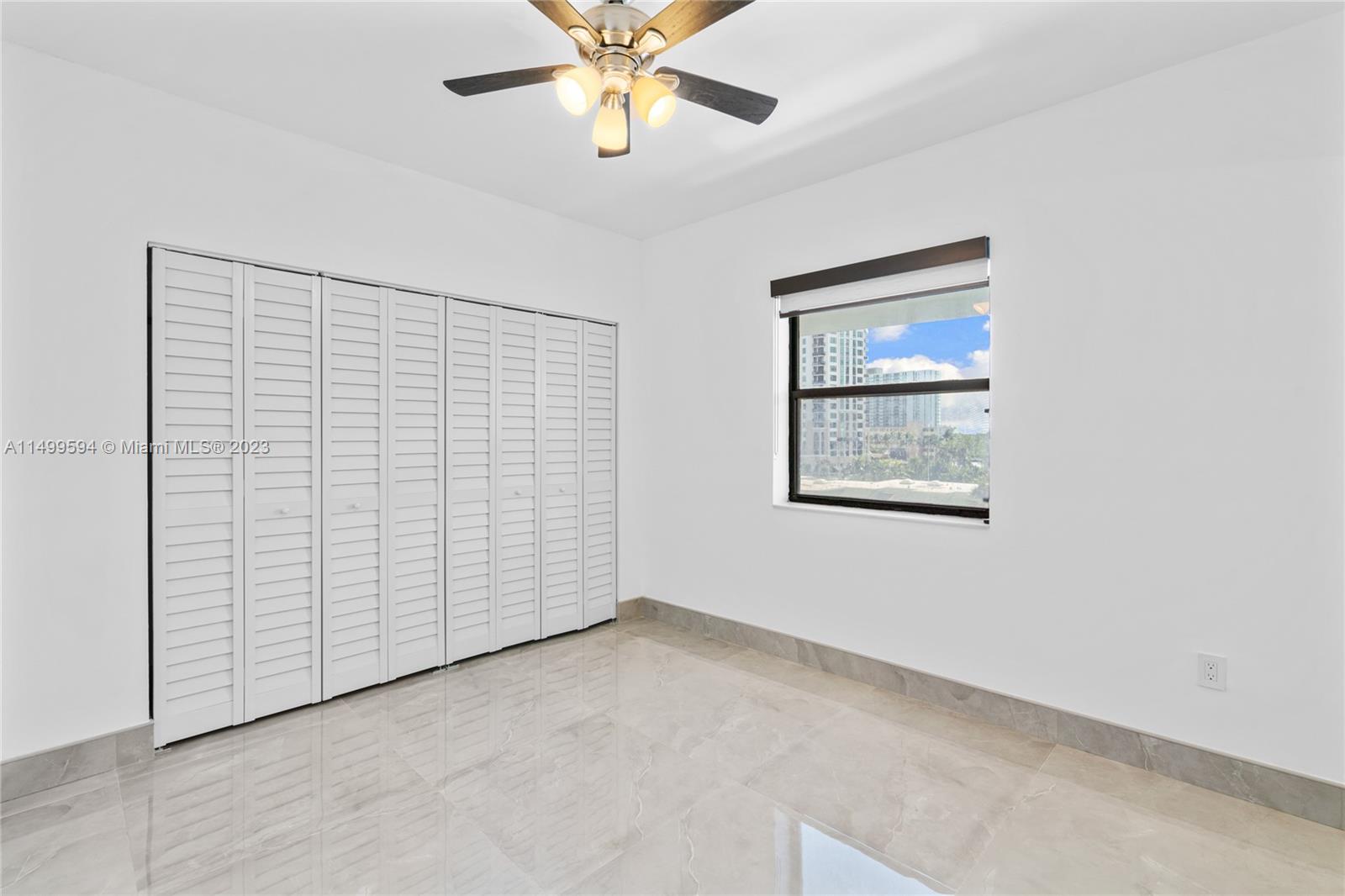 355 Poinciana Dr 1130, Sunny Isles Beach, Florida 33160, 3 Bedrooms Bedrooms, ,2 BathroomsBathrooms,Residential,For Sale,355 Poinciana Dr 1130,A11499594