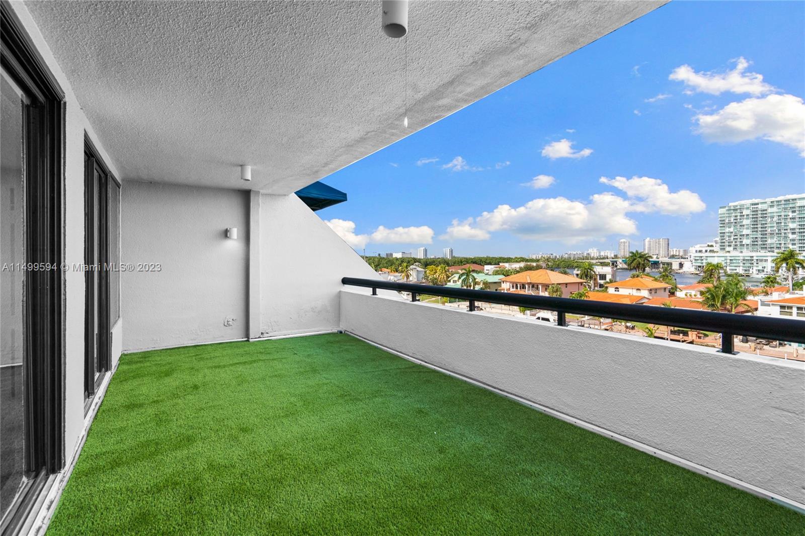 355 Poinciana Dr 1130, Sunny Isles Beach, Florida 33160, 3 Bedrooms Bedrooms, ,2 BathroomsBathrooms,Residential,For Sale,355 Poinciana Dr 1130,A11499594