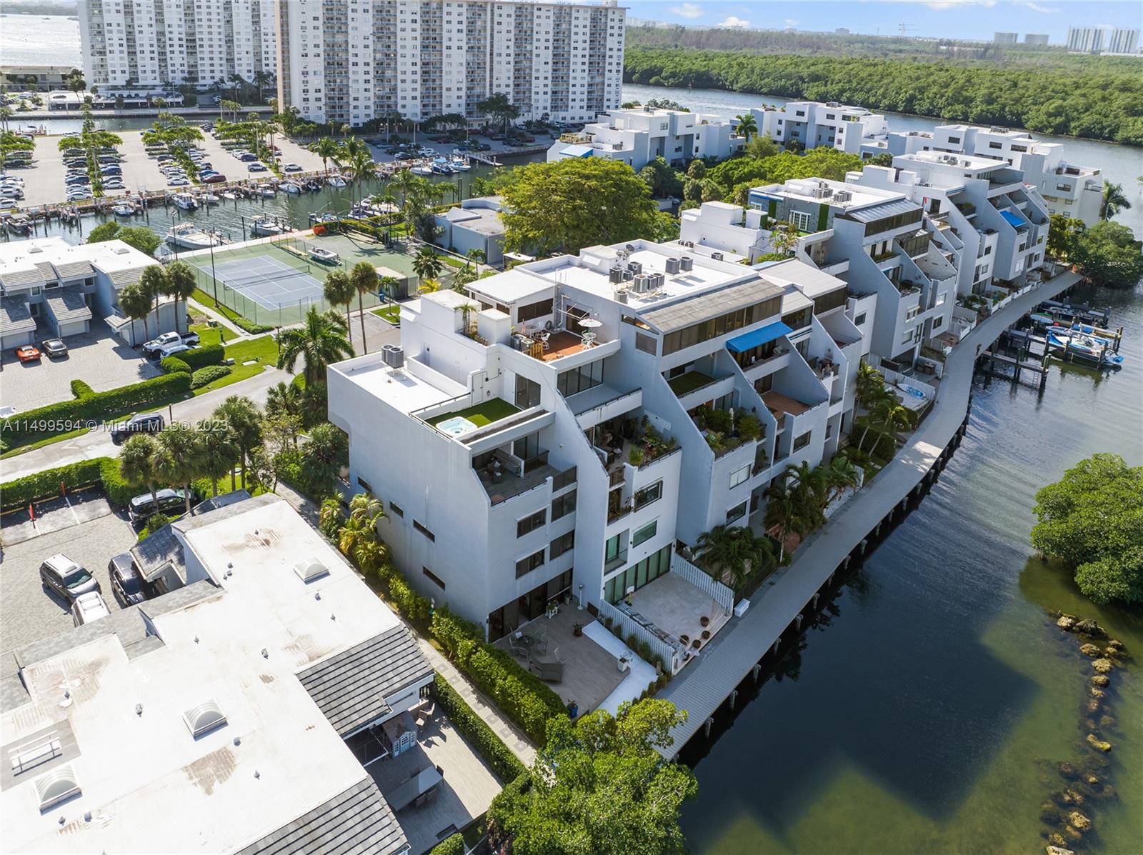 355 Poinciana Dr 1130, Sunny Isles Beach, Florida 33160, 3 Bedrooms Bedrooms, ,2 BathroomsBathrooms,Residential,For Sale,355 Poinciana Dr 1130,A11499594