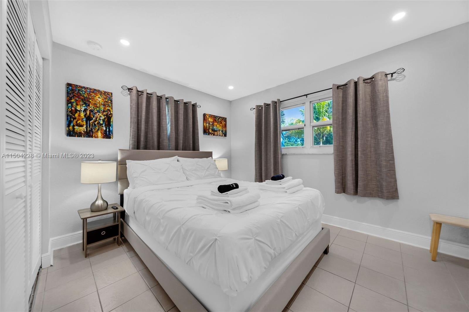 4330 SW 34th Ln, Dania Beach, Florida 33312, 4 Bedrooms Bedrooms, ,2 BathroomsBathrooms,Residential,For Sale,4330 SW 34th Ln,A11504228