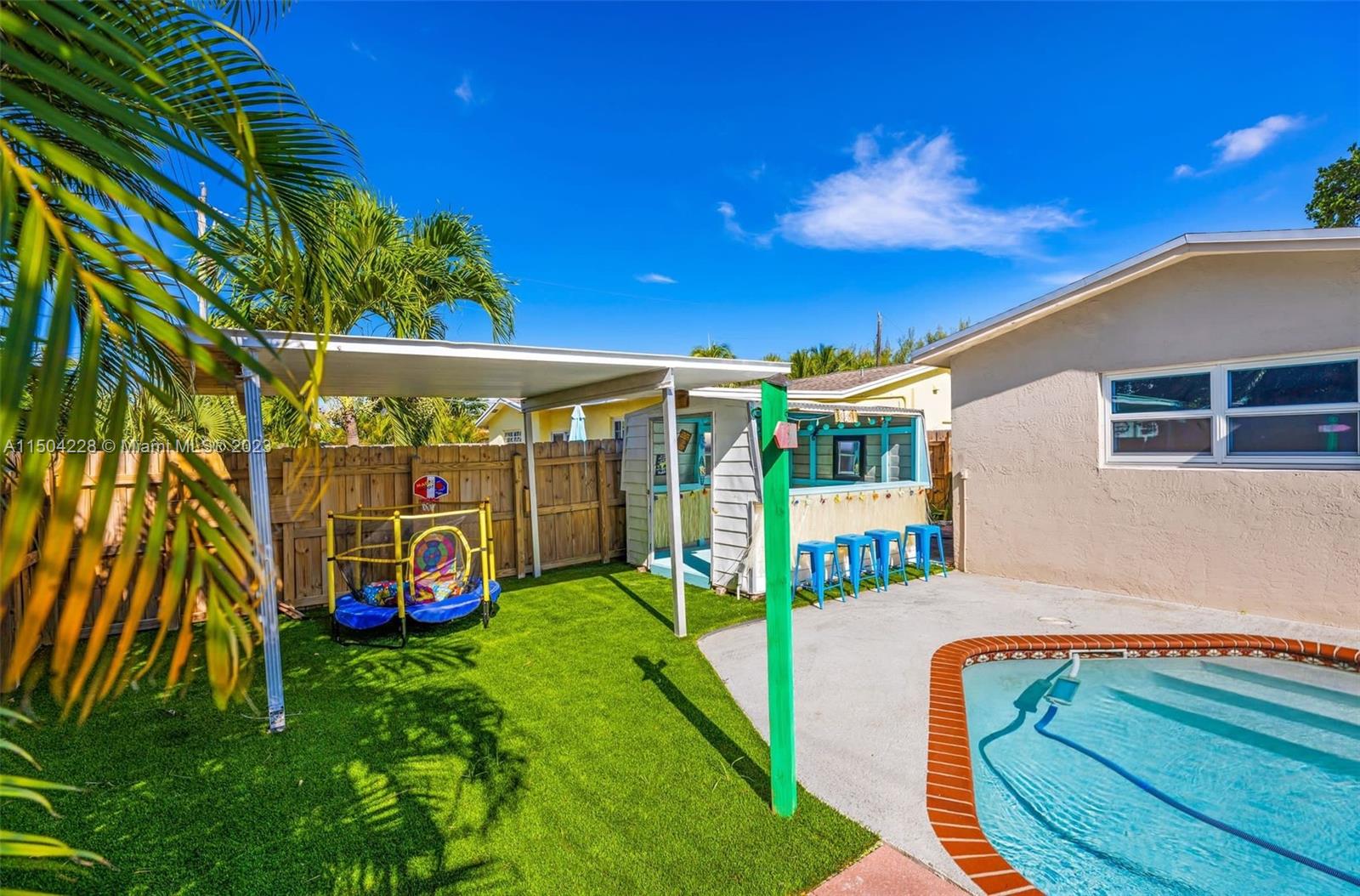 4330 SW 34th Ln, Dania Beach, Florida 33312, 4 Bedrooms Bedrooms, ,2 BathroomsBathrooms,Residential,For Sale,4330 SW 34th Ln,A11504228