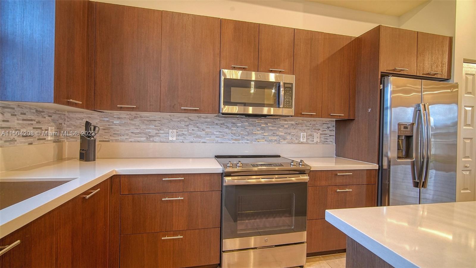 10407 NW 82nd St 35, Doral, Florida 33178, 3 Bedrooms Bedrooms, ,2 BathroomsBathrooms,Residentiallease,For Rent,10407 NW 82nd St 35,A11504208