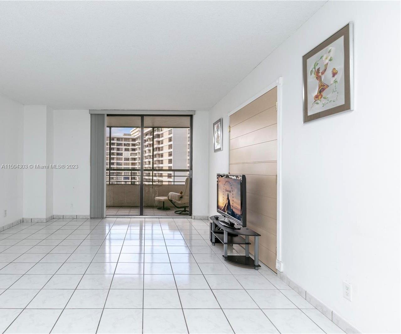 2500 Parkview Dr 1418, Hallandale Beach, Florida 33009, 2 Bedrooms Bedrooms, ,2 BathroomsBathrooms,Residential,For Sale,2500 Parkview Dr 1418,A11504303