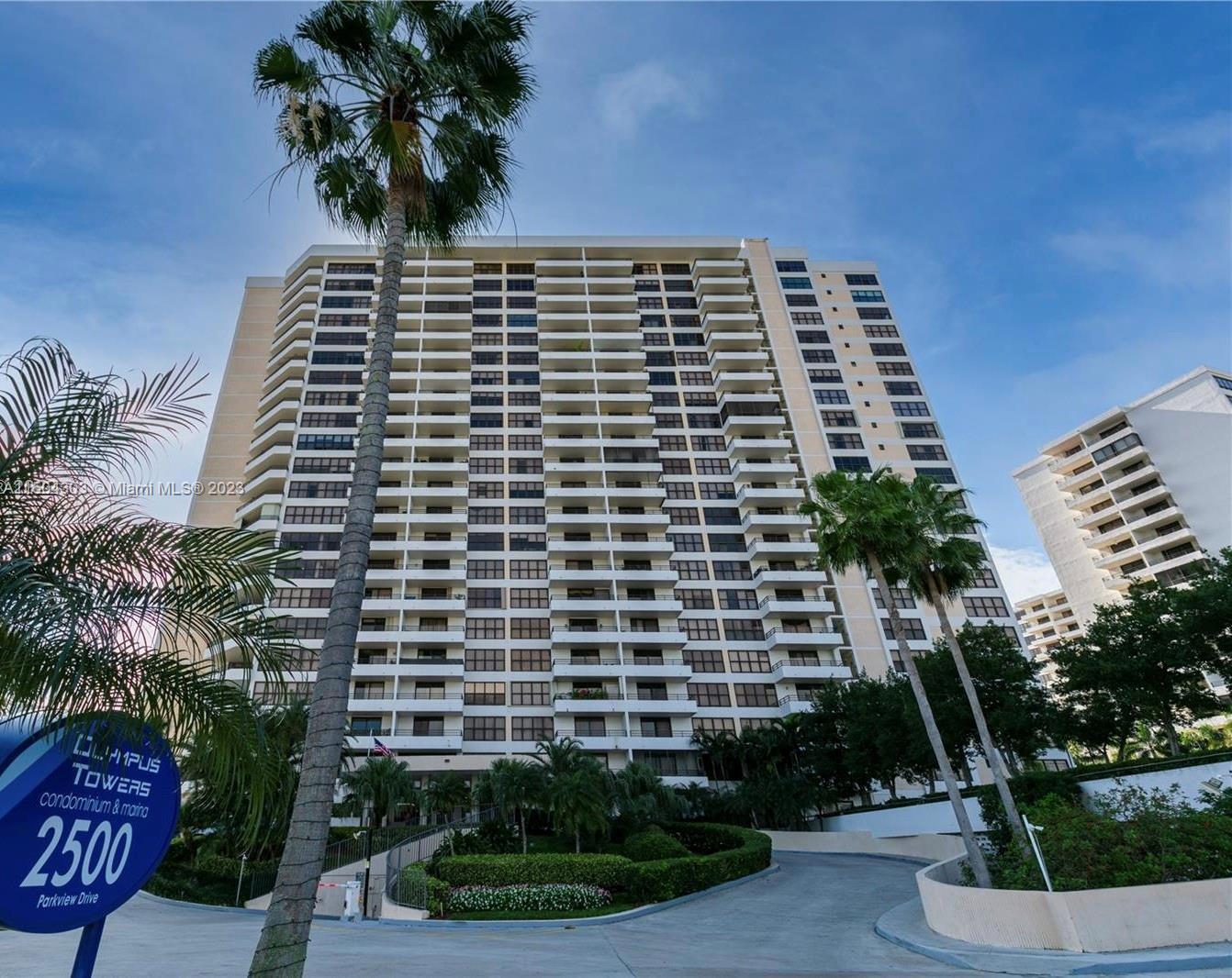 2500 Parkview Dr 1418, Hallandale Beach, Florida 33009, 2 Bedrooms Bedrooms, ,2 BathroomsBathrooms,Residential,For Sale,2500 Parkview Dr 1418,A11504303