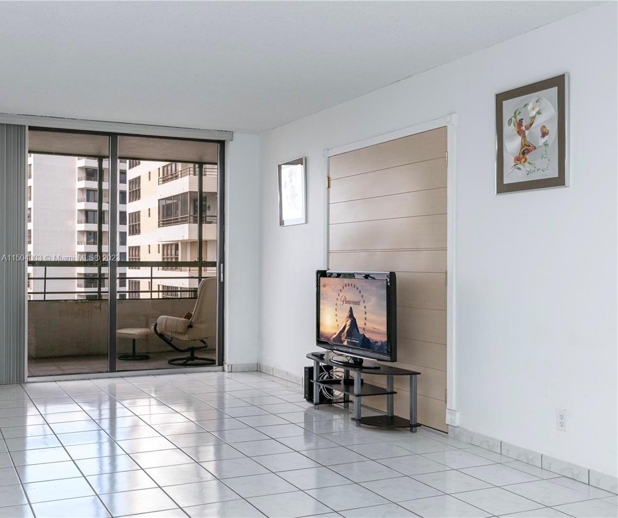 2500 Parkview Dr 1418, Hallandale Beach, Florida 33009, 2 Bedrooms Bedrooms, ,2 BathroomsBathrooms,Residential,For Sale,2500 Parkview Dr 1418,A11504303