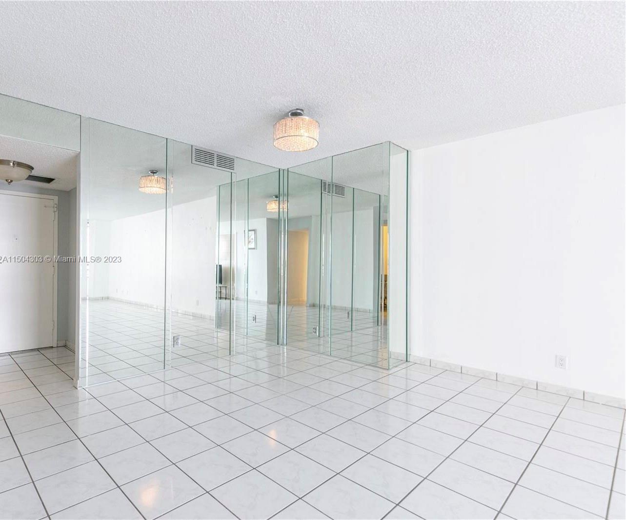 2500 Parkview Dr 1418, Hallandale Beach, Florida 33009, 2 Bedrooms Bedrooms, ,2 BathroomsBathrooms,Residential,For Sale,2500 Parkview Dr 1418,A11504303