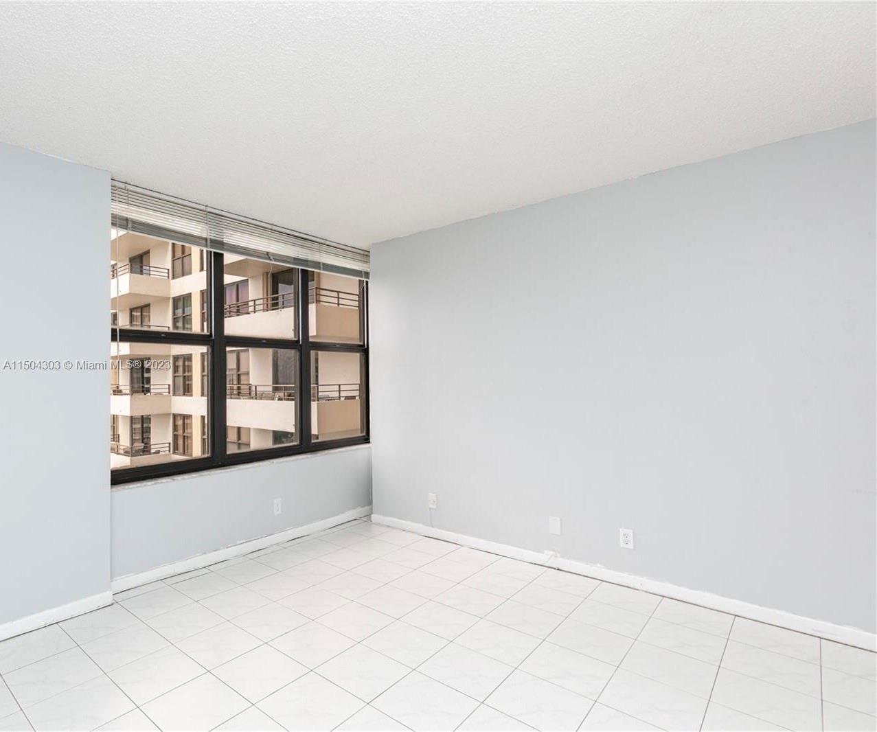 2500 Parkview Dr 1418, Hallandale Beach, Florida 33009, 2 Bedrooms Bedrooms, ,2 BathroomsBathrooms,Residential,For Sale,2500 Parkview Dr 1418,A11504303