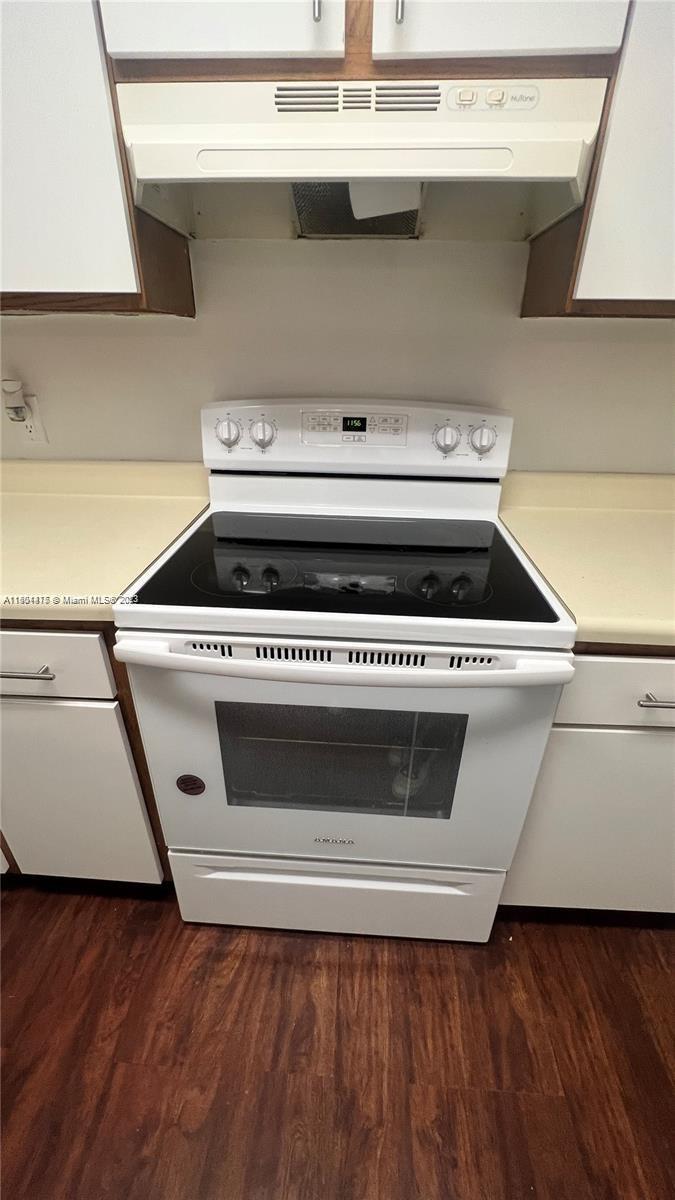 4261 W Mcnab Rd 14, Pompano Beach, Florida 33069, 2 Bedrooms Bedrooms, ,2 BathroomsBathrooms,Residential,For Sale,4261 W Mcnab Rd 14,A11504415