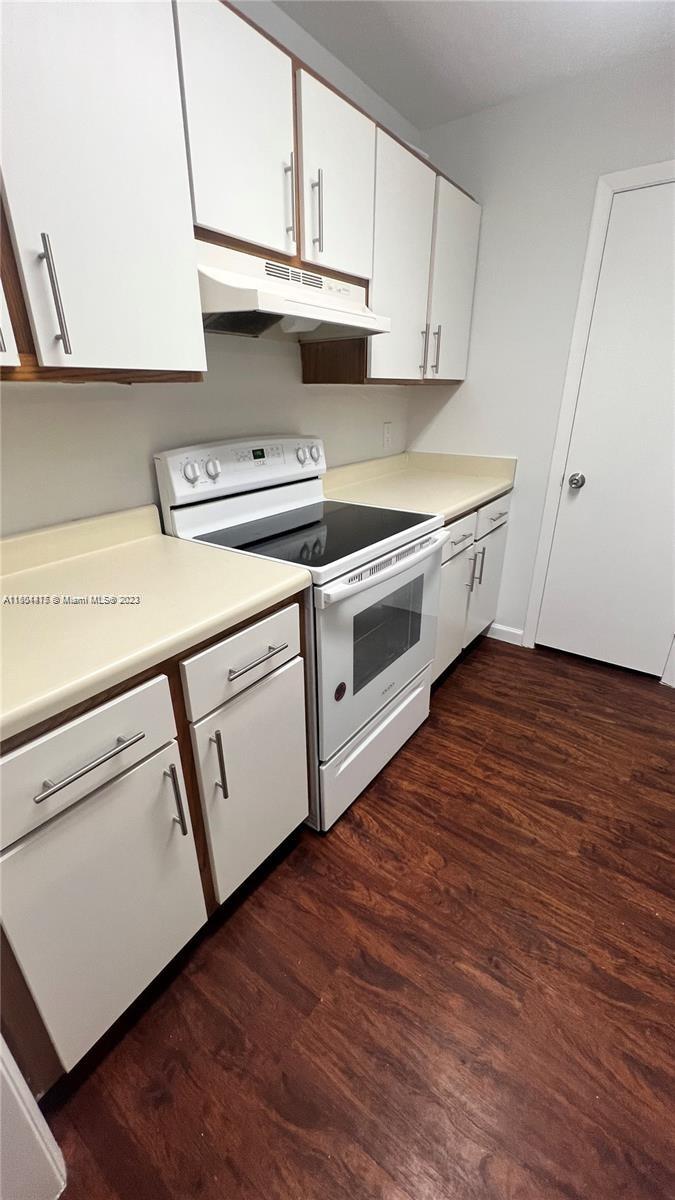 4261 W Mcnab Rd 14, Pompano Beach, Florida 33069, 2 Bedrooms Bedrooms, ,2 BathroomsBathrooms,Residential,For Sale,4261 W Mcnab Rd 14,A11504415