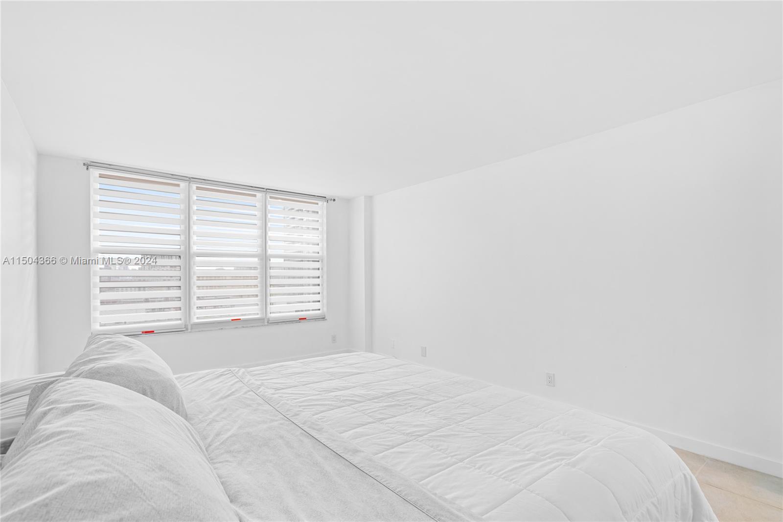3800 S Ocean Dr 1710, Hollywood, Florida 33019, 2 Bedrooms Bedrooms, ,2 BathroomsBathrooms,Residential,For Sale,3800 S Ocean Dr 1710,A11504366