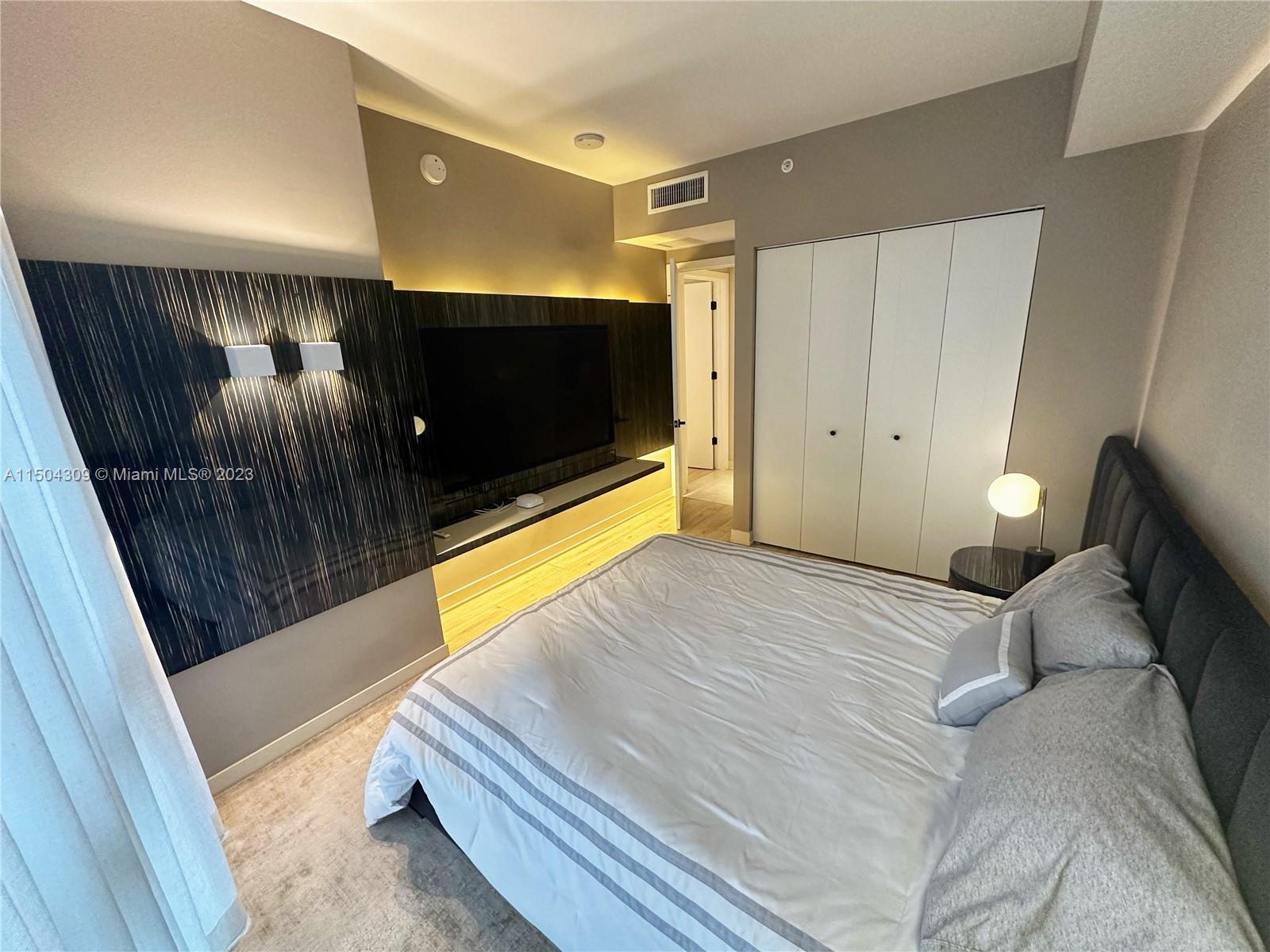 1010 SW 2nd Ave 601, Miami, Florida 33130, 2 Bedrooms Bedrooms, ,2 BathroomsBathrooms,Residentiallease,For Rent,1010 SW 2nd Ave 601,A11504309