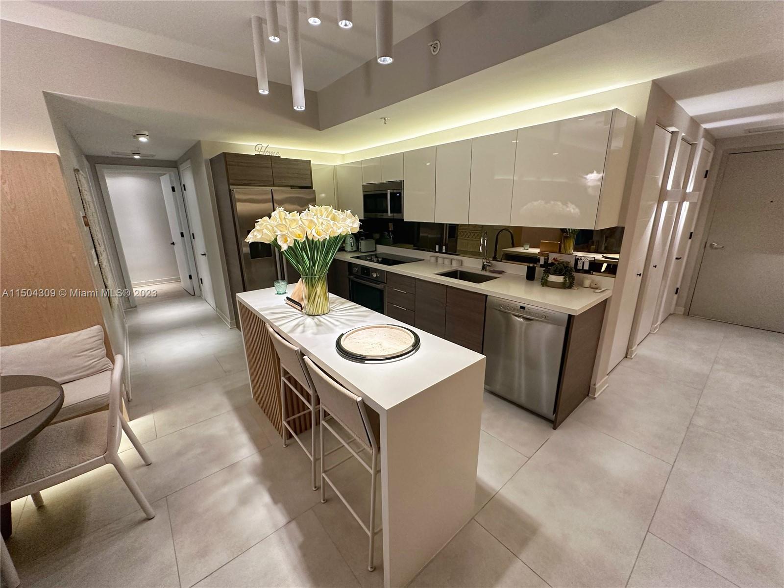 1010 SW 2nd Ave 601, Miami, Florida 33130, 2 Bedrooms Bedrooms, ,2 BathroomsBathrooms,Residentiallease,For Rent,1010 SW 2nd Ave 601,A11504309