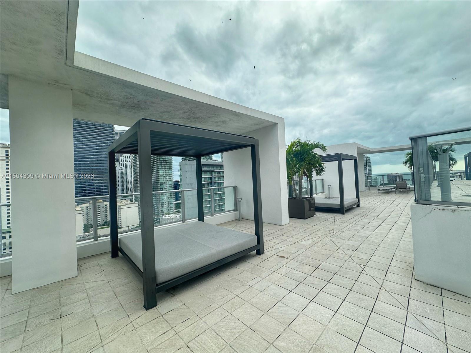 Roof Top Cabana