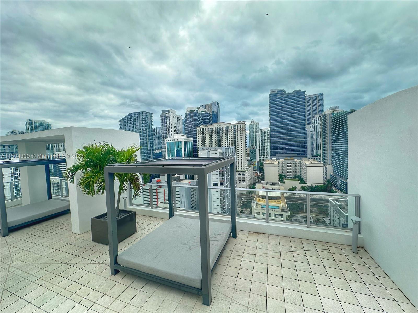 Roof Top Cabana