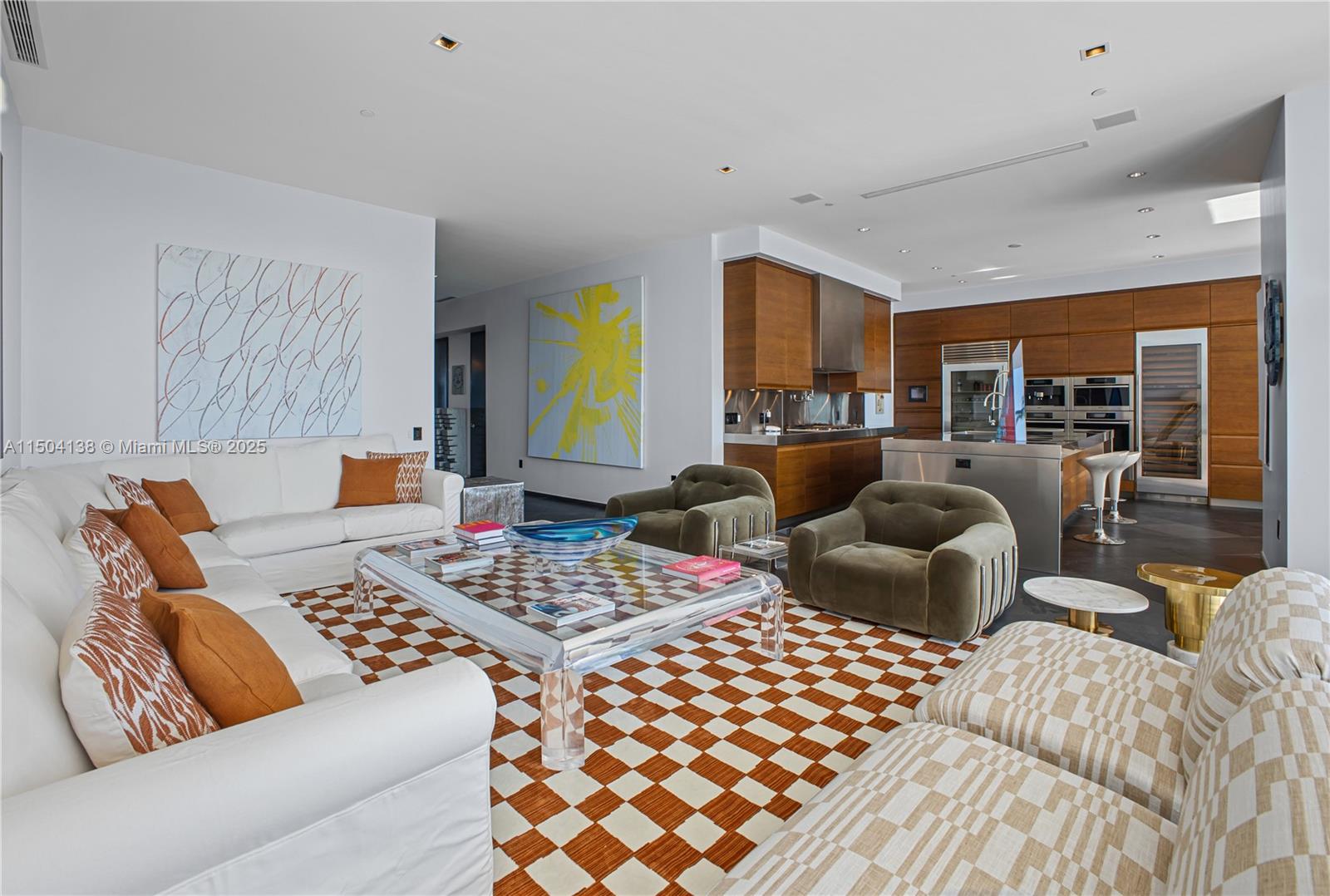 800 S Pointe Dr 502, Miami Beach, Florida 33139, 3 Bedrooms Bedrooms, ,3 BathroomsBathrooms,Residential,For Sale,800 S Pointe Dr 502,A11504138