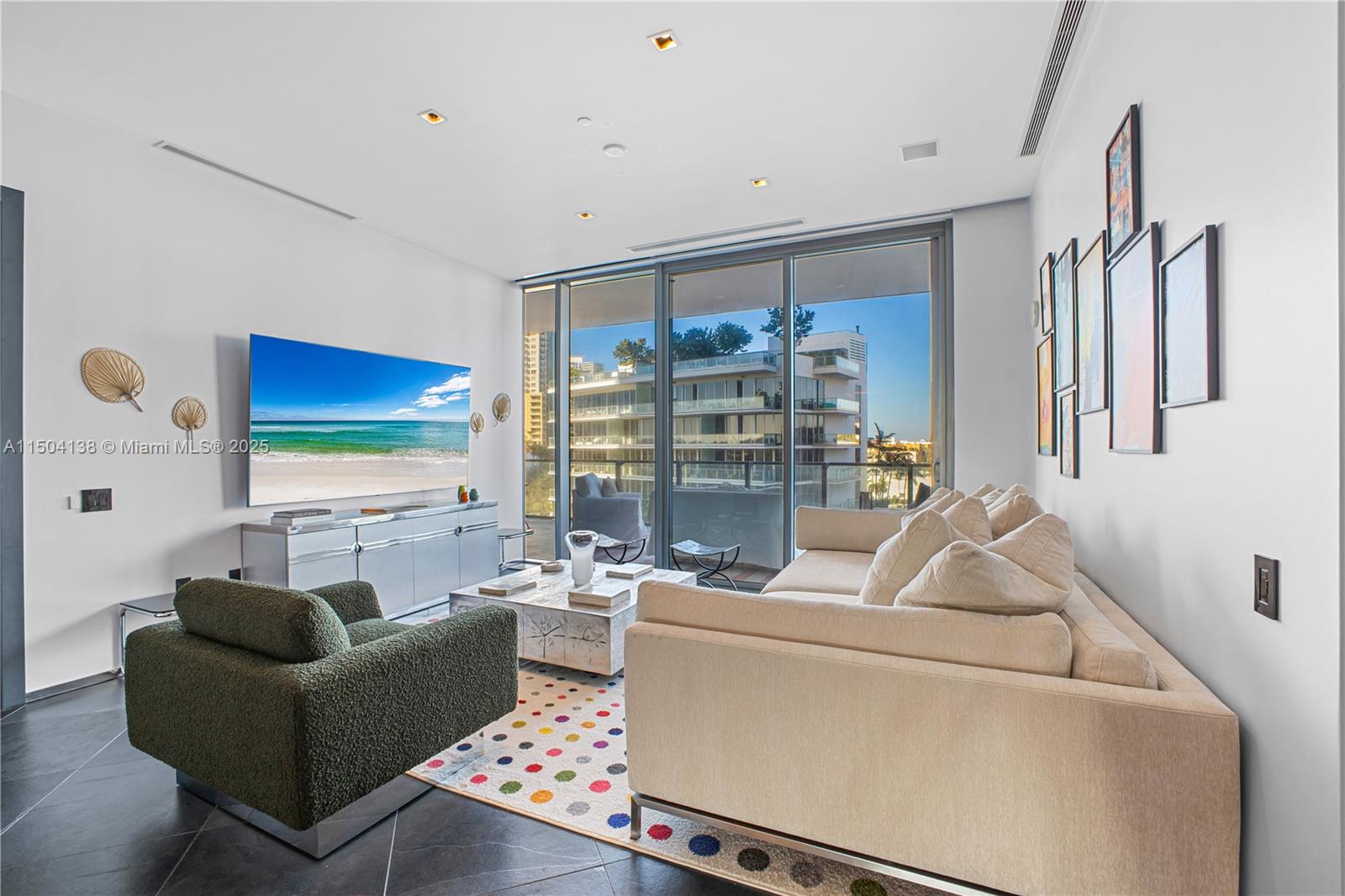 800 S Pointe Dr 502, Miami Beach, Florida 33139, 3 Bedrooms Bedrooms, ,3 BathroomsBathrooms,Residential,For Sale,800 S Pointe Dr 502,A11504138