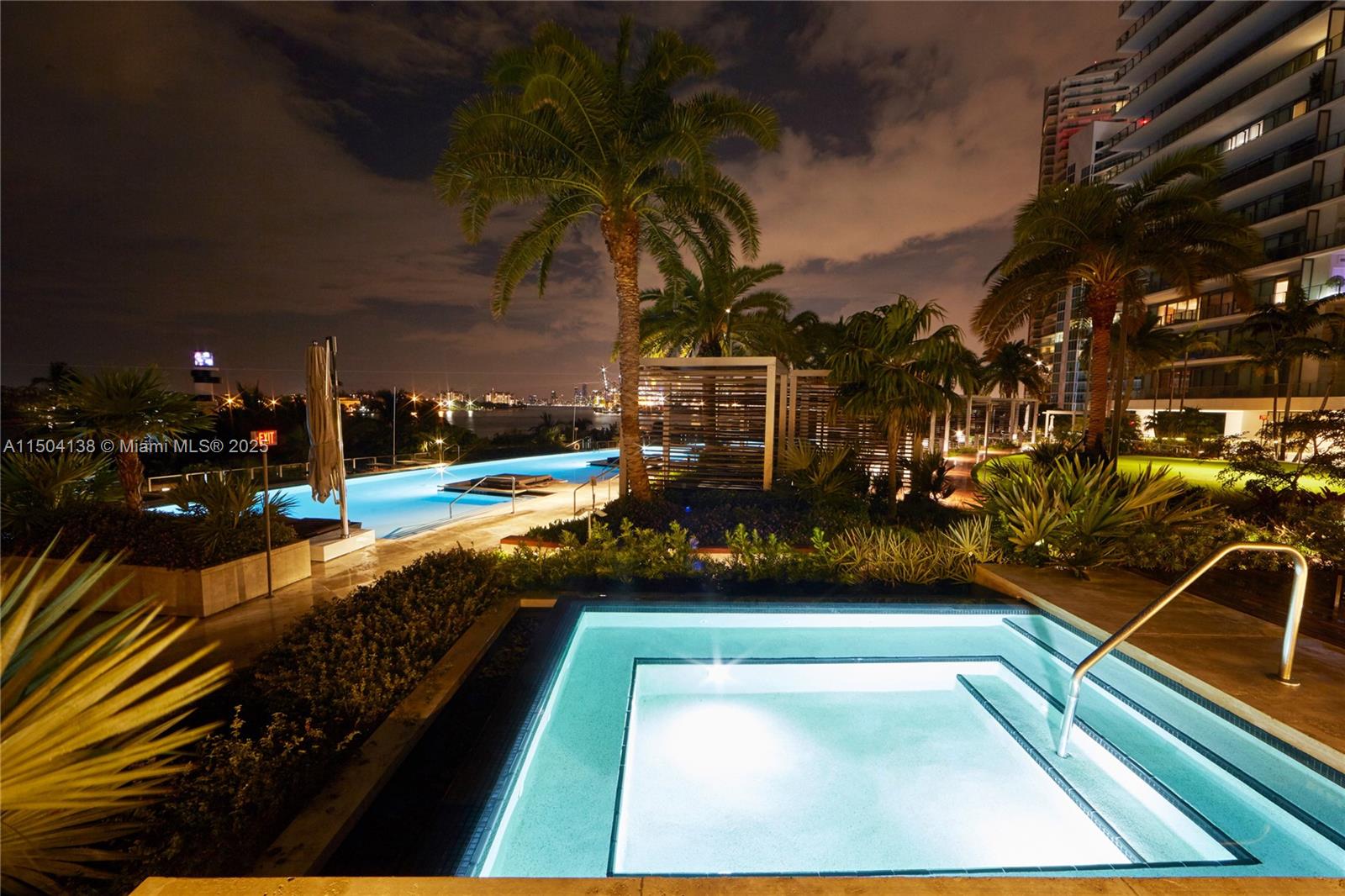 800 S Pointe Dr 502, Miami Beach, Florida 33139, 3 Bedrooms Bedrooms, ,3 BathroomsBathrooms,Residential,For Sale,800 S Pointe Dr 502,A11504138