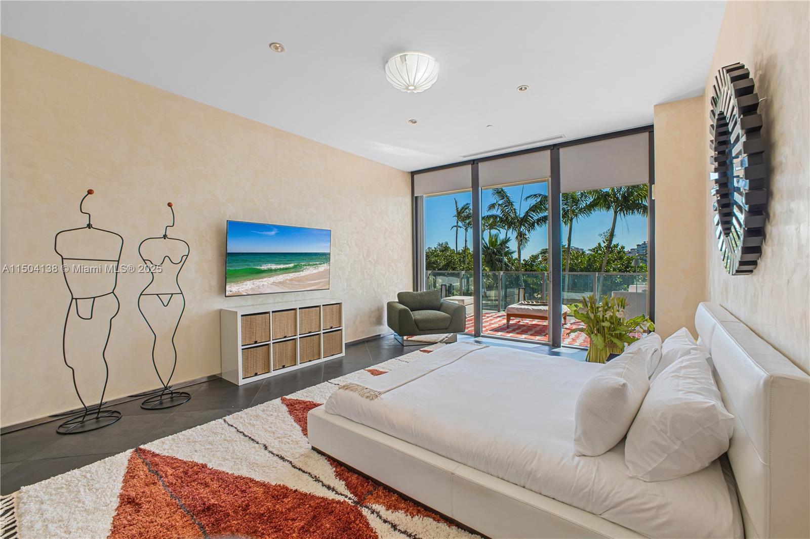 800 S Pointe Dr 502, Miami Beach, Florida 33139, 3 Bedrooms Bedrooms, ,3 BathroomsBathrooms,Residential,For Sale,800 S Pointe Dr 502,A11504138