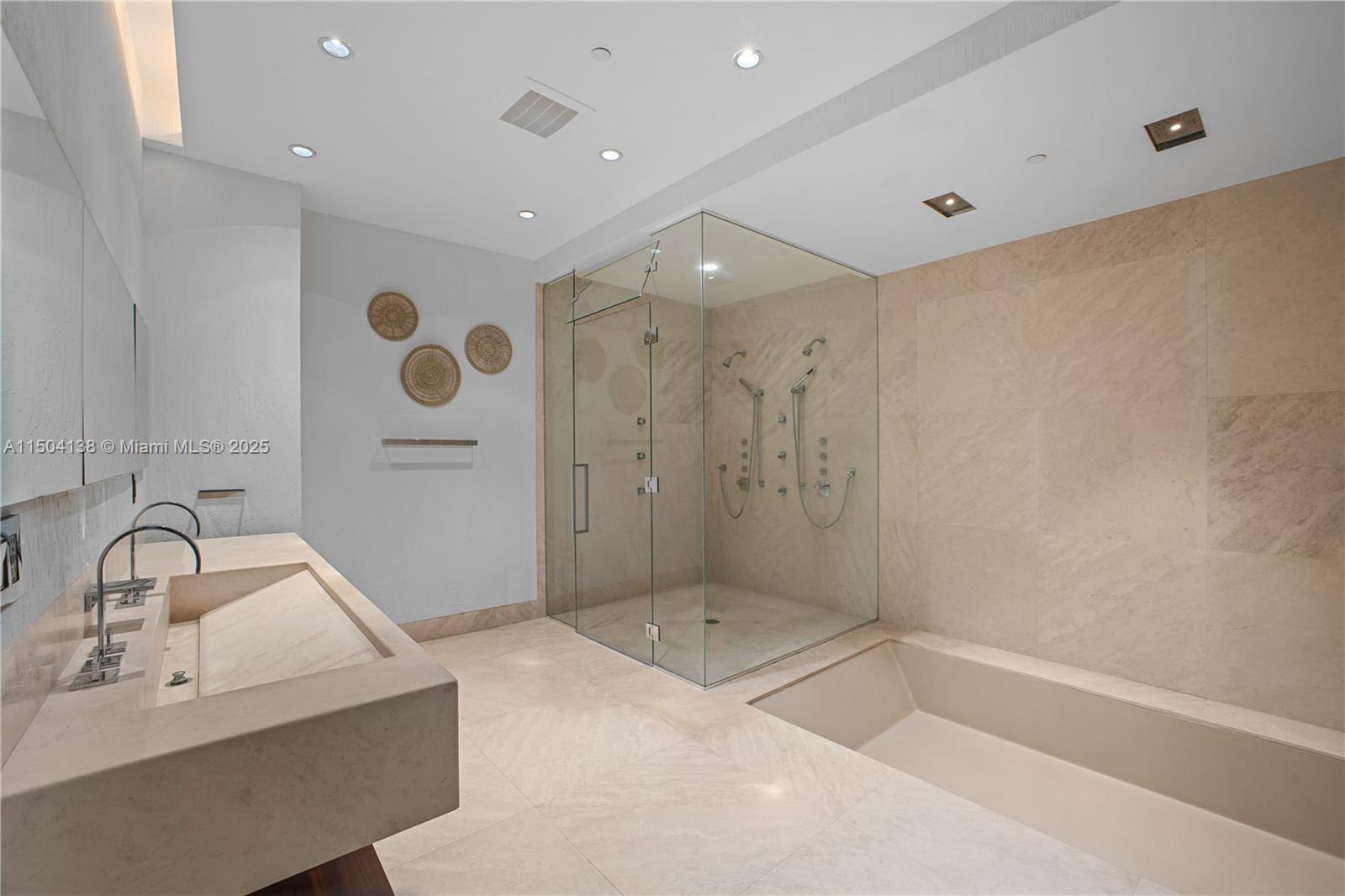 800 S Pointe Dr 502, Miami Beach, Florida 33139, 3 Bedrooms Bedrooms, ,3 BathroomsBathrooms,Residential,For Sale,800 S Pointe Dr 502,A11504138