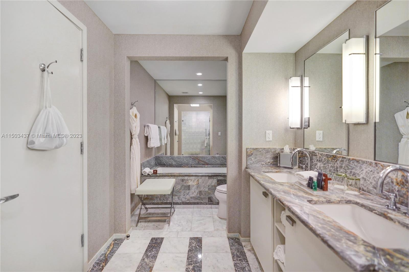 551 N Fort Lauderdale Beach Blvd H702, Fort Lauderdale, Florida 33304, 1 Bedroom Bedrooms, ,1 BathroomBathrooms,Residentiallease,For Rent,551 N Fort Lauderdale Beach Blvd H702,A11503437