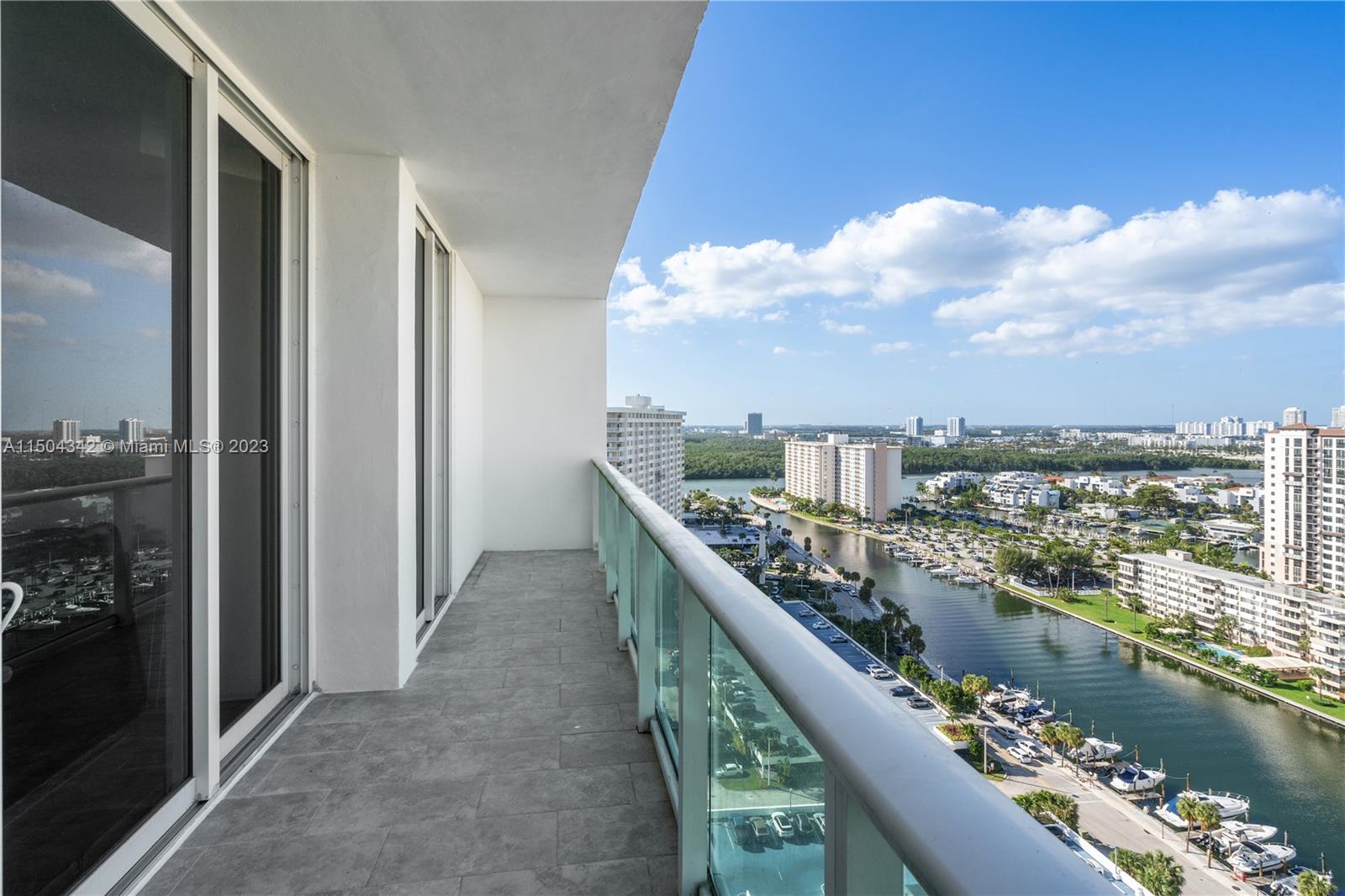 100 Bayview Dr PH31, Sunny Isles Beach, Florida 33160, 2 Bedrooms Bedrooms, ,2 BathroomsBathrooms,Residential,For Sale,100 Bayview Dr PH31,A11504342