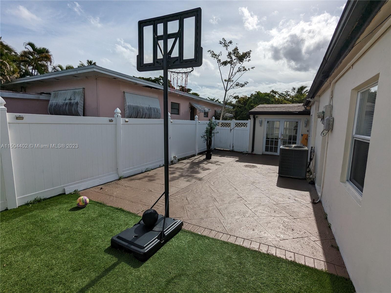 1655 NE 169th St, North Miami Beach, Florida 33162, 3 Bedrooms Bedrooms, ,1 BathroomBathrooms,Residential,For Sale,1655 NE 169th St,A11504402