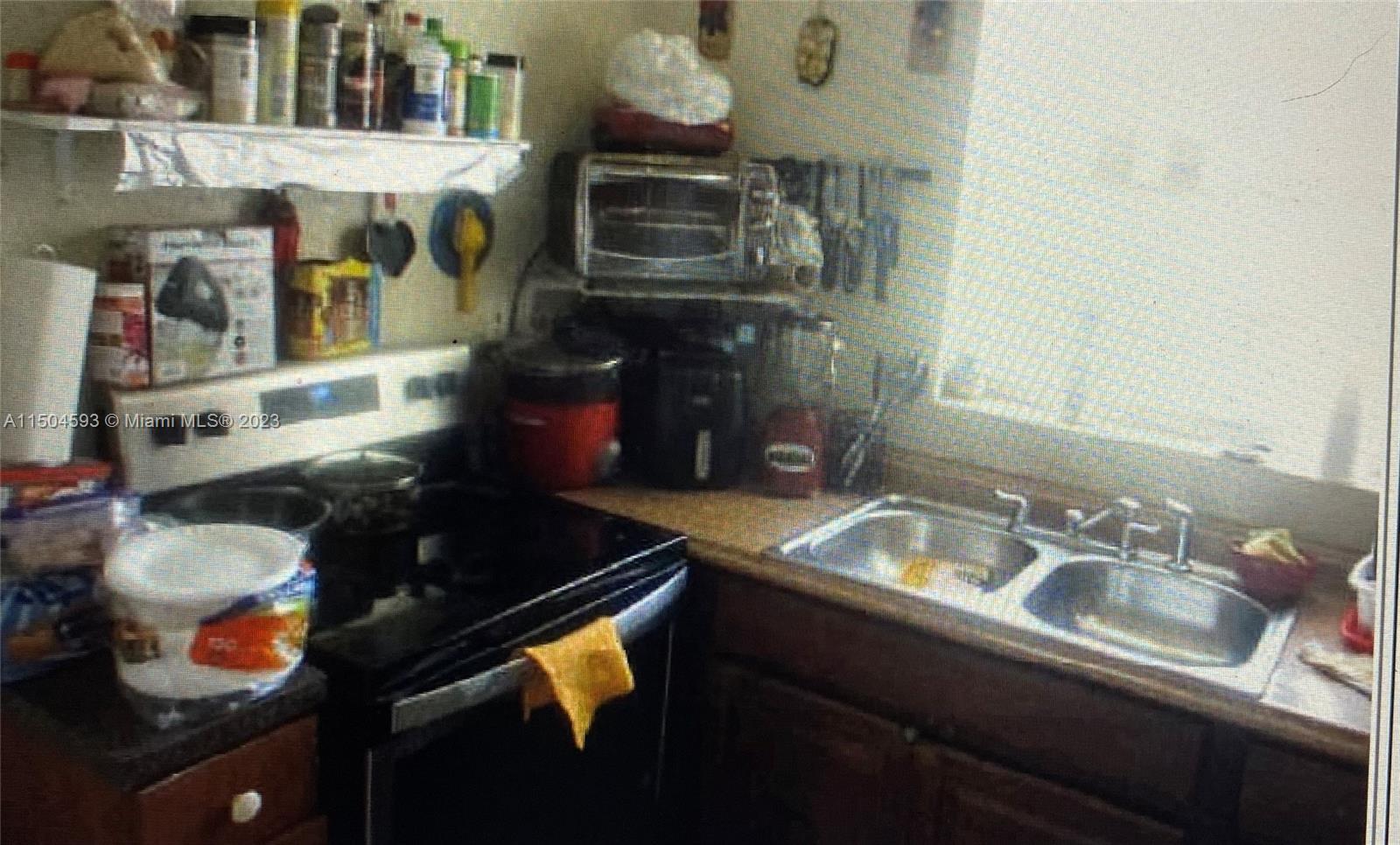 Miami, Florida 33147, 3 Bedrooms Bedrooms, ,2 BathroomsBathrooms,Residential,For Sale,A11504593