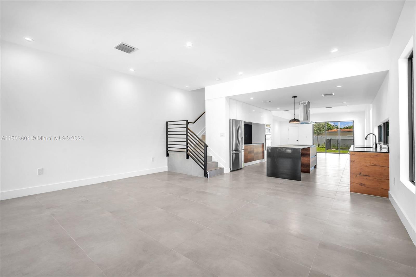3112 SW 26th St, Miami, Florida 33133, 4 Bedrooms Bedrooms, ,4 BathroomsBathrooms,Residentiallease,For Rent,3112 SW 26th St,A11503804