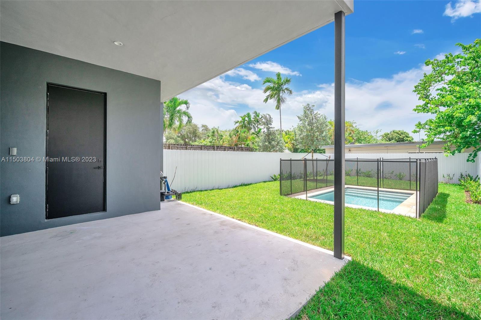 3112 SW 26th St, Miami, Florida 33133, 4 Bedrooms Bedrooms, ,4 BathroomsBathrooms,Residentiallease,For Rent,3112 SW 26th St,A11503804