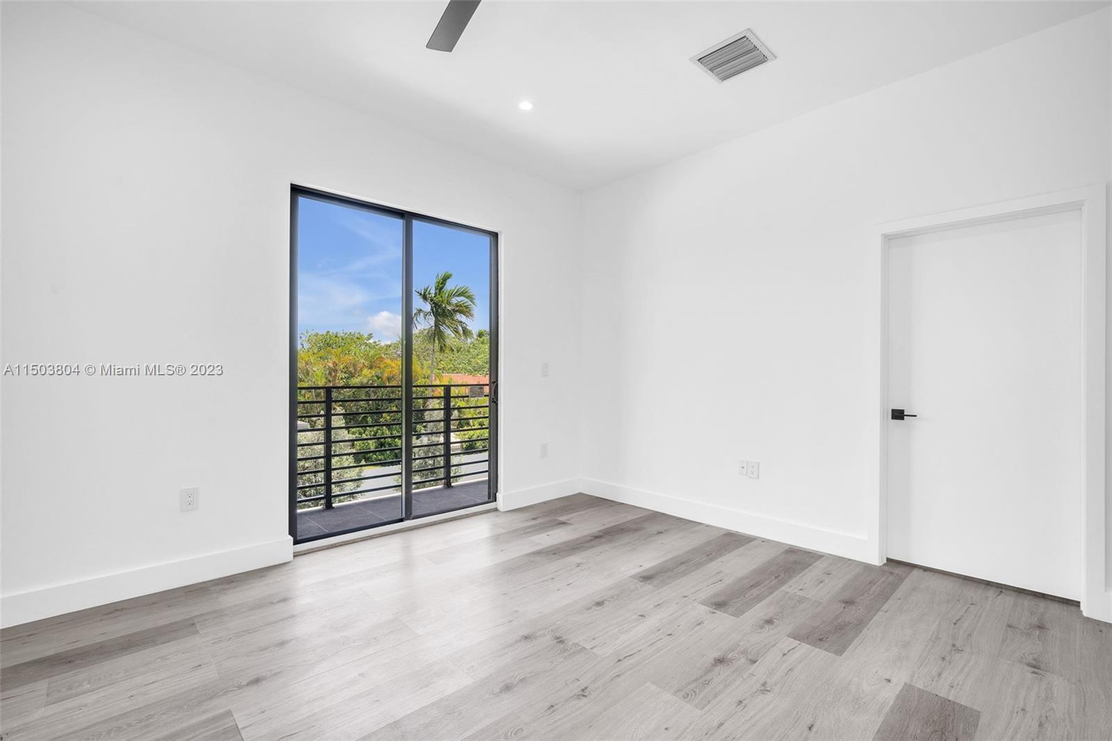 3112 SW 26th St, Miami, Florida 33133, 4 Bedrooms Bedrooms, ,4 BathroomsBathrooms,Residentiallease,For Rent,3112 SW 26th St,A11503804