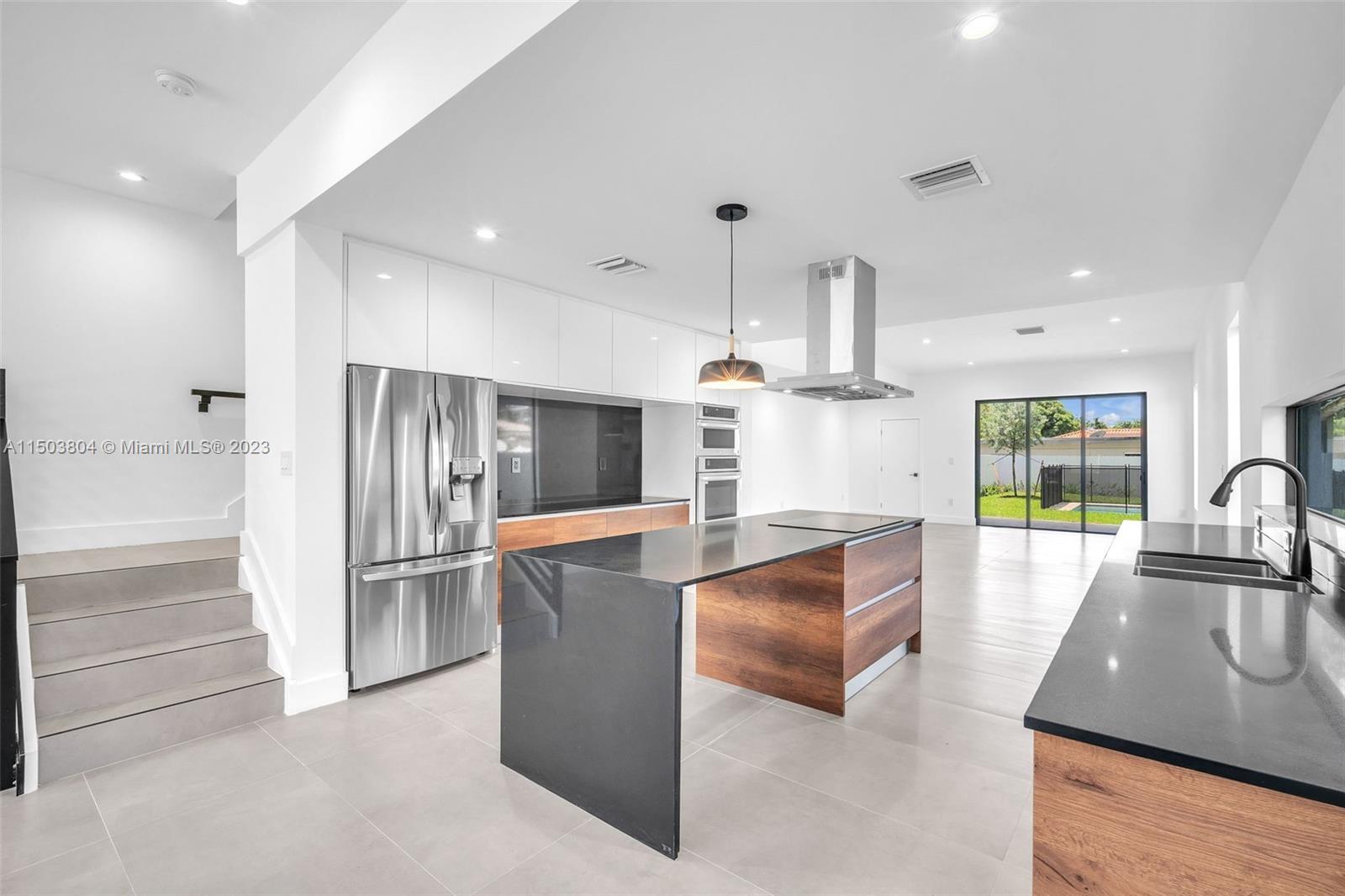 3112 SW 26th St, Miami, Florida 33133, 4 Bedrooms Bedrooms, ,4 BathroomsBathrooms,Residentiallease,For Rent,3112 SW 26th St,A11503804
