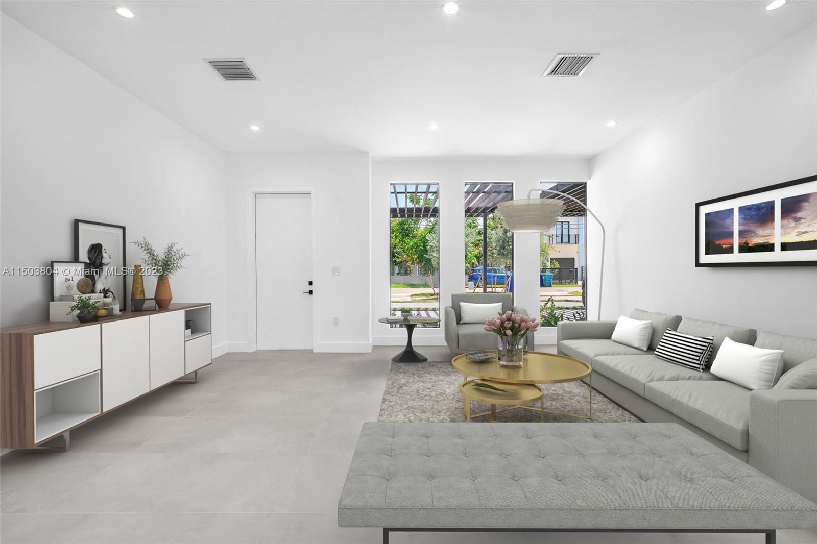 3112 SW 26th St, Miami, Florida 33133, 4 Bedrooms Bedrooms, ,4 BathroomsBathrooms,Residentiallease,For Rent,3112 SW 26th St,A11503804