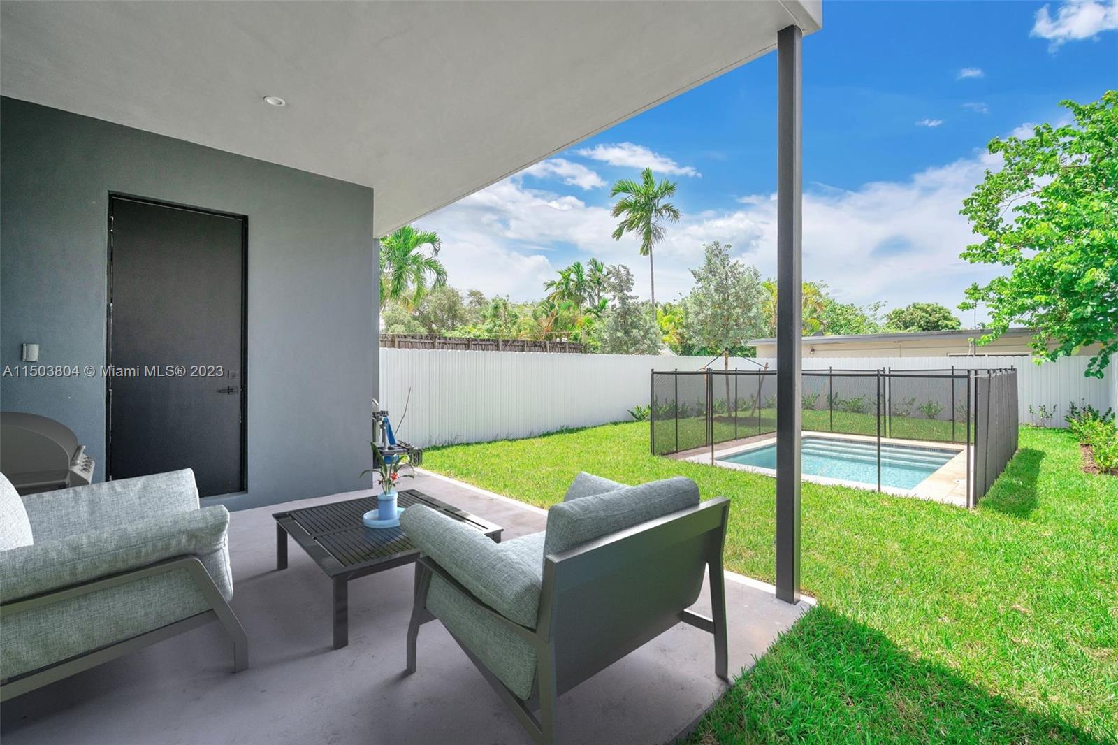 3112 SW 26th St, Miami, Florida 33133, 4 Bedrooms Bedrooms, ,4 BathroomsBathrooms,Residentiallease,For Rent,3112 SW 26th St,A11503804