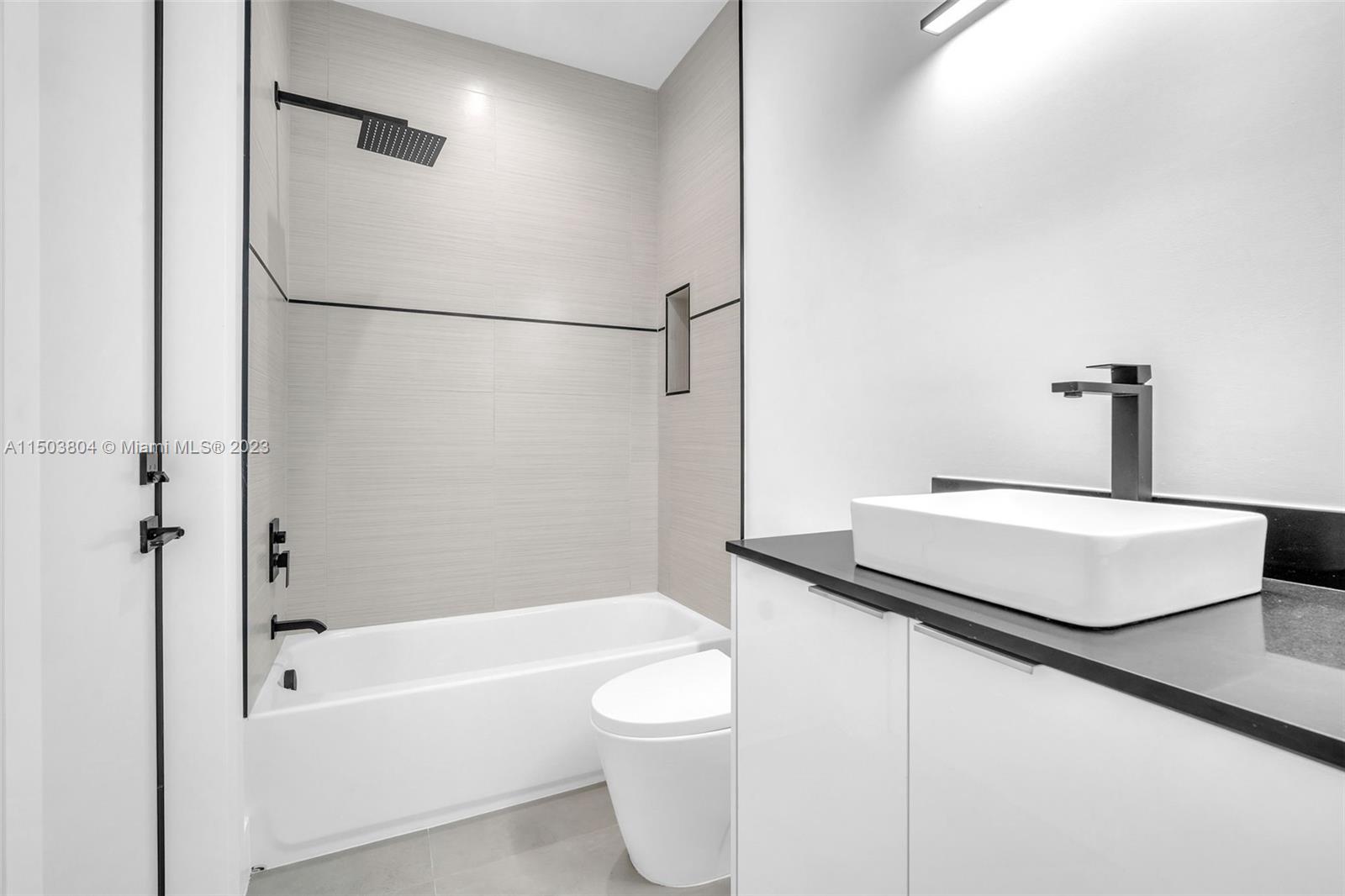 3112 SW 26th St, Miami, Florida 33133, 4 Bedrooms Bedrooms, ,4 BathroomsBathrooms,Residentiallease,For Rent,3112 SW 26th St,A11503804