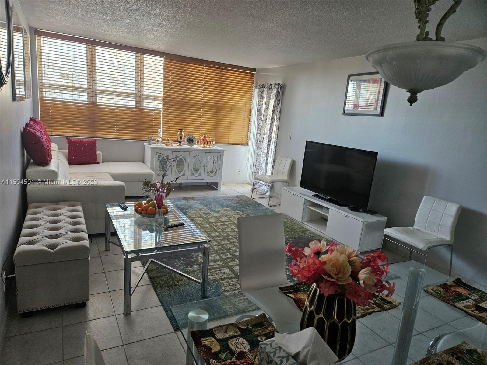 1801 S Ocean Dr 436, Hallandale Beach, Florida 33009, 1 Bedroom Bedrooms, ,1 BathroomBathrooms,Residential,For Sale,1801 S Ocean Dr 436,A11504591