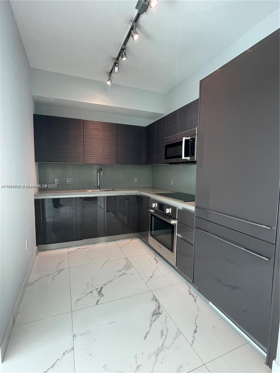 1080 Brickell Ave 205, Miami, Florida 33131, ,1 BathroomBathrooms,Residential,For Sale,1080 Brickell Ave 205,A11504030