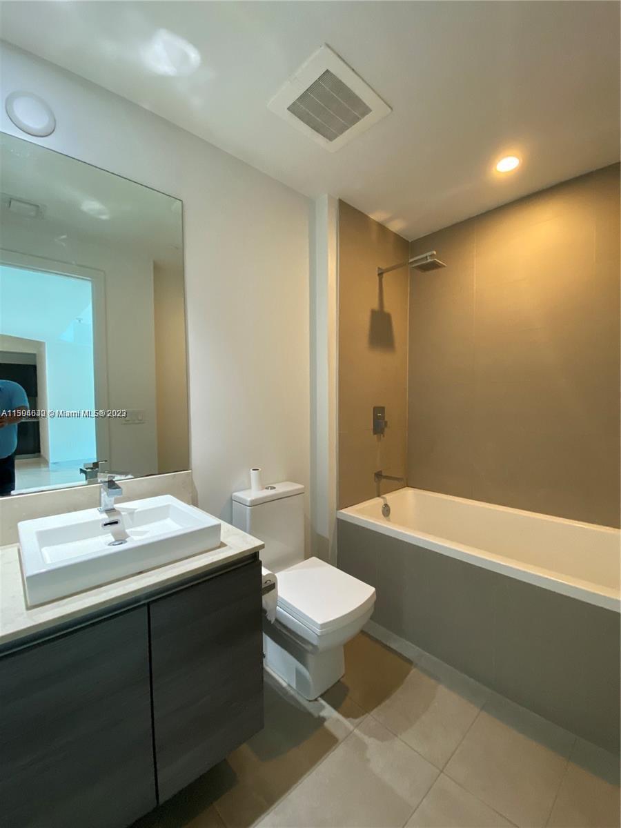 1080 Brickell Ave 205, Miami, Florida 33131, ,1 BathroomBathrooms,Residential,For Sale,1080 Brickell Ave 205,A11504030