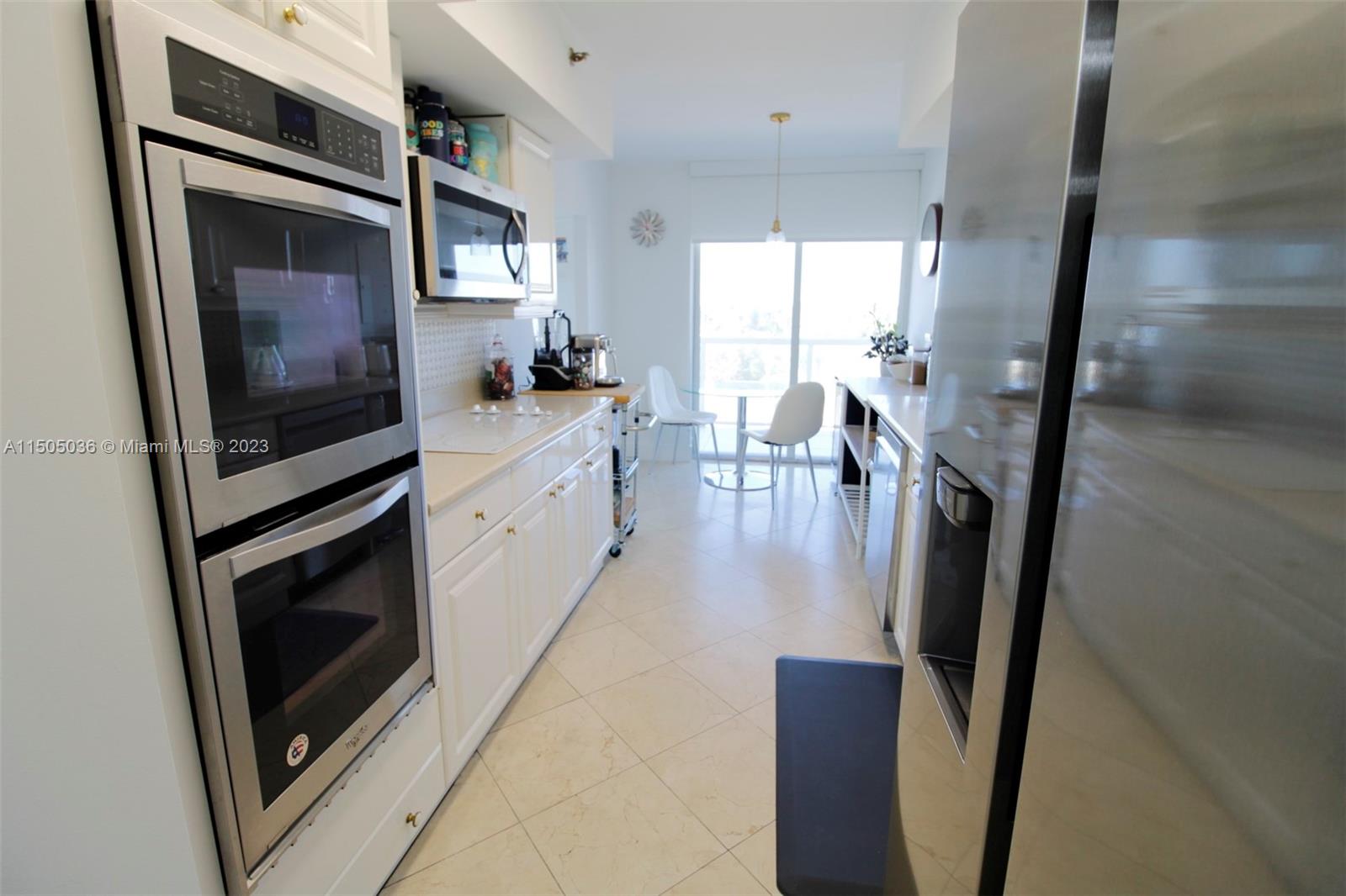 8925 Collins Ave 5G, Surfside, Florida 33154, 2 Bedrooms Bedrooms, ,2 BathroomsBathrooms,Residentiallease,For Rent,8925 Collins Ave 5G,A11505036