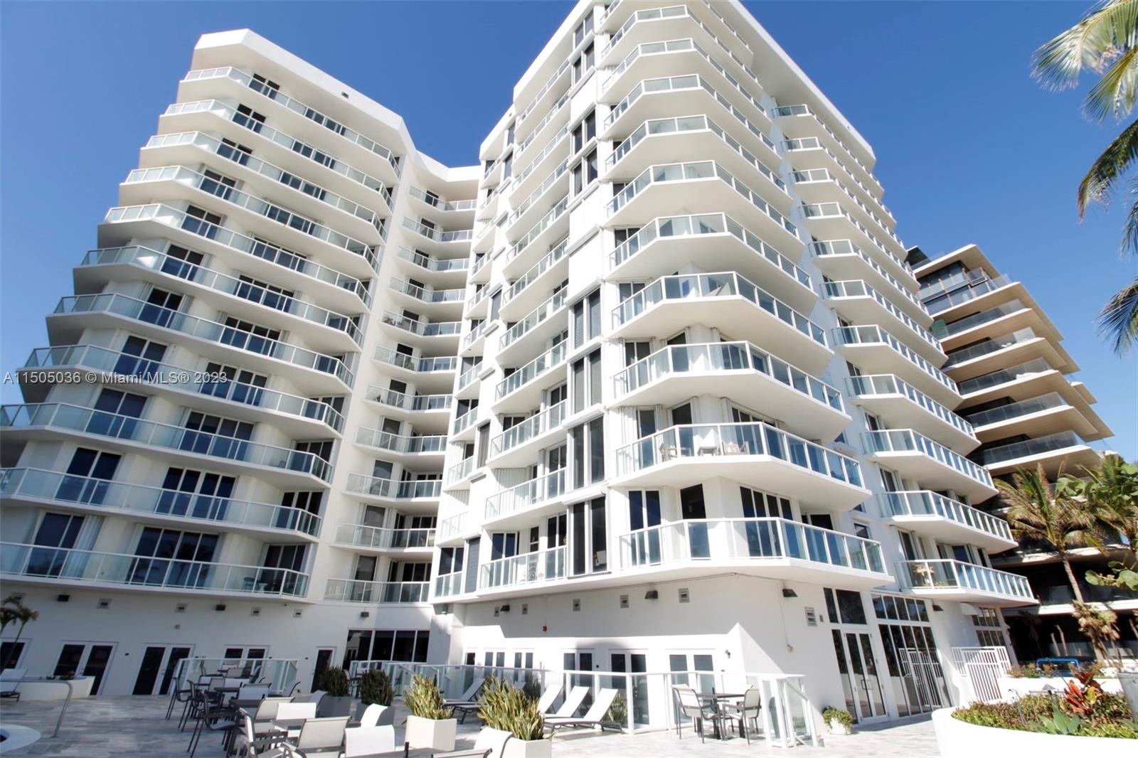 8925 Collins Ave 5G, Surfside, Florida 33154, 2 Bedrooms Bedrooms, ,2 BathroomsBathrooms,Residentiallease,For Rent,8925 Collins Ave 5G,A11505036