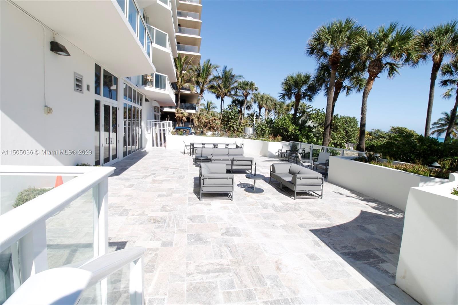 8925 Collins Ave 5G, Surfside, Florida 33154, 2 Bedrooms Bedrooms, ,2 BathroomsBathrooms,Residentiallease,For Rent,8925 Collins Ave 5G,A11505036