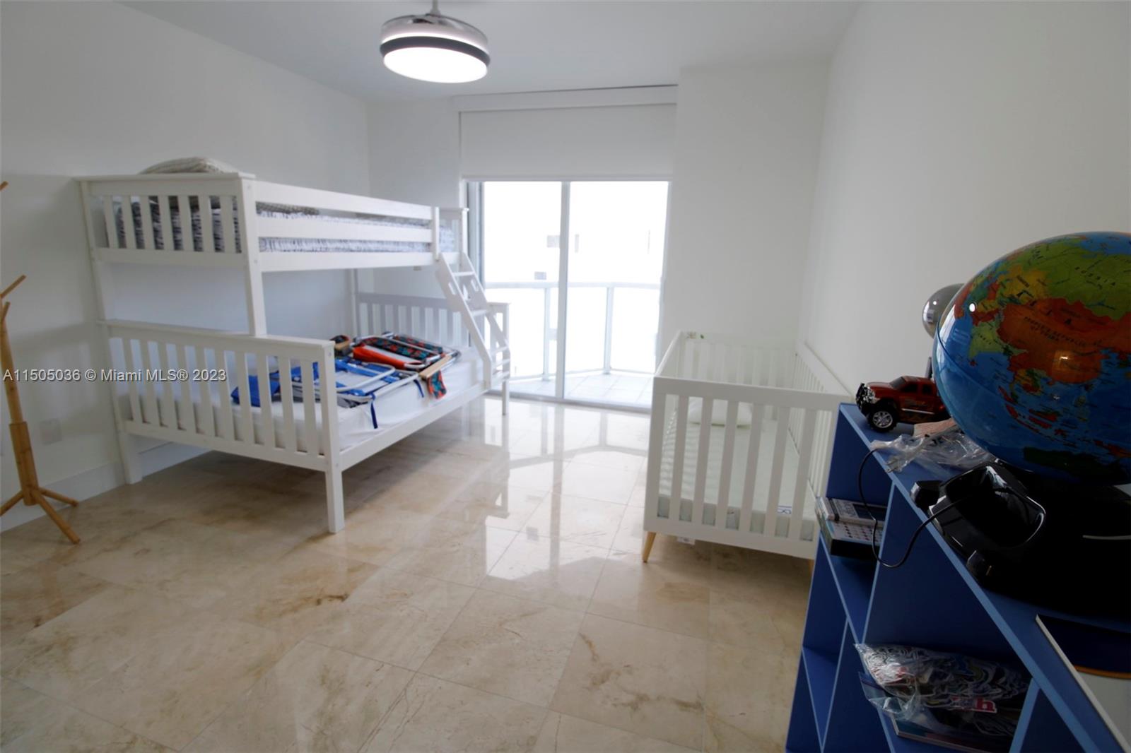 8925 Collins Ave 5G, Surfside, Florida 33154, 2 Bedrooms Bedrooms, ,2 BathroomsBathrooms,Residentiallease,For Rent,8925 Collins Ave 5G,A11505036