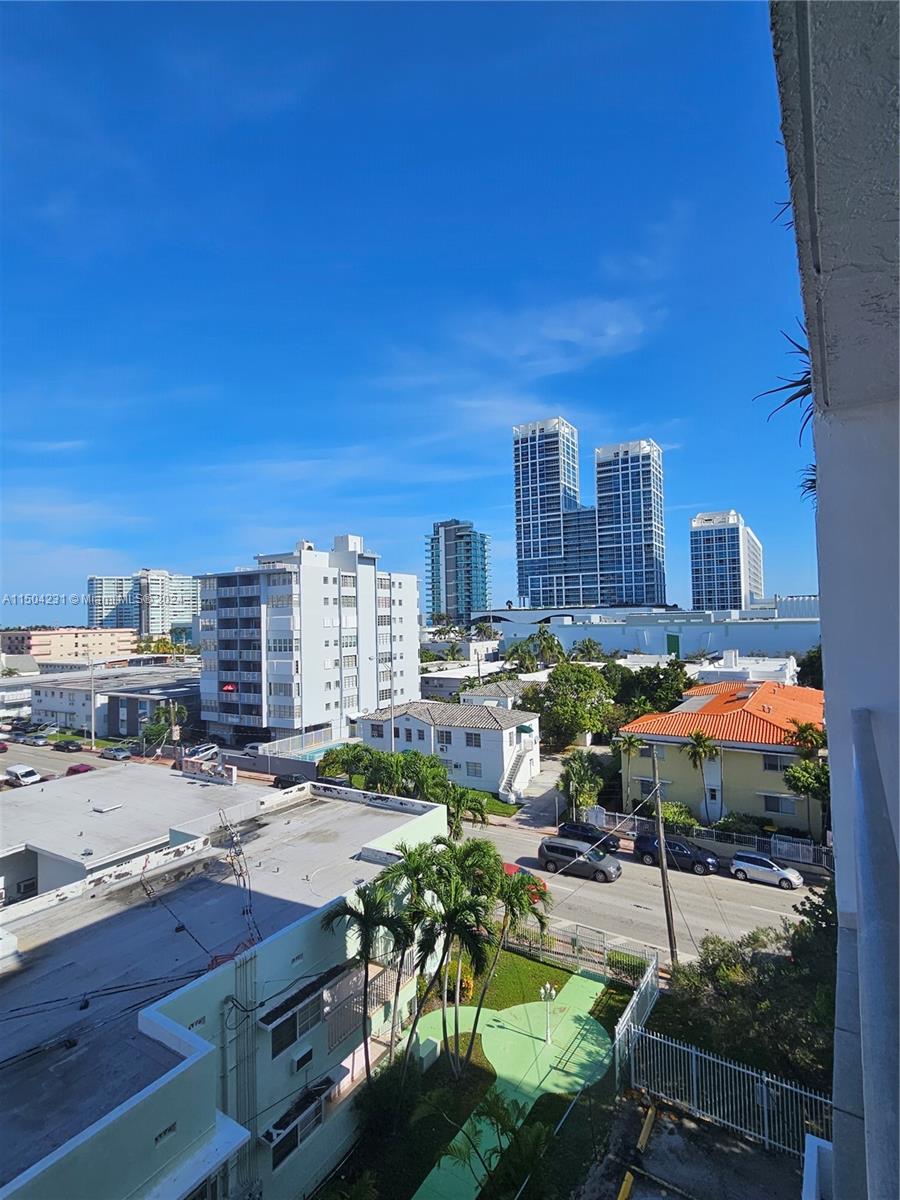 6801 Indian Creek Dr 606, Miami Beach, Florida 33141, ,1 BathroomBathrooms,Residentiallease,For Rent,6801 Indian Creek Dr 606,A11504231