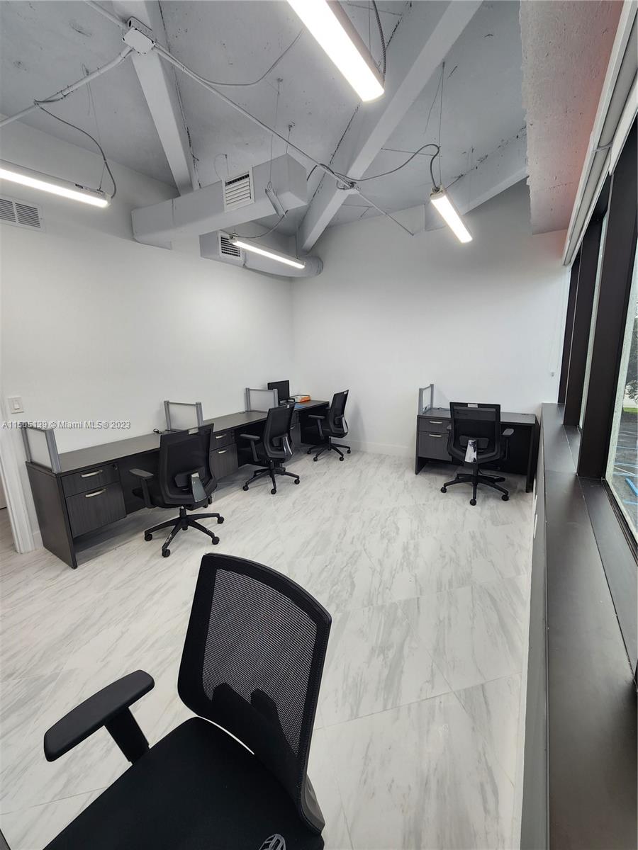 2701 W Oakland Park Blvd 200, Oakland Park, Florida 33311, ,Commerciallease,For Rent,2701 W Oakland Park Blvd 200,A11505139