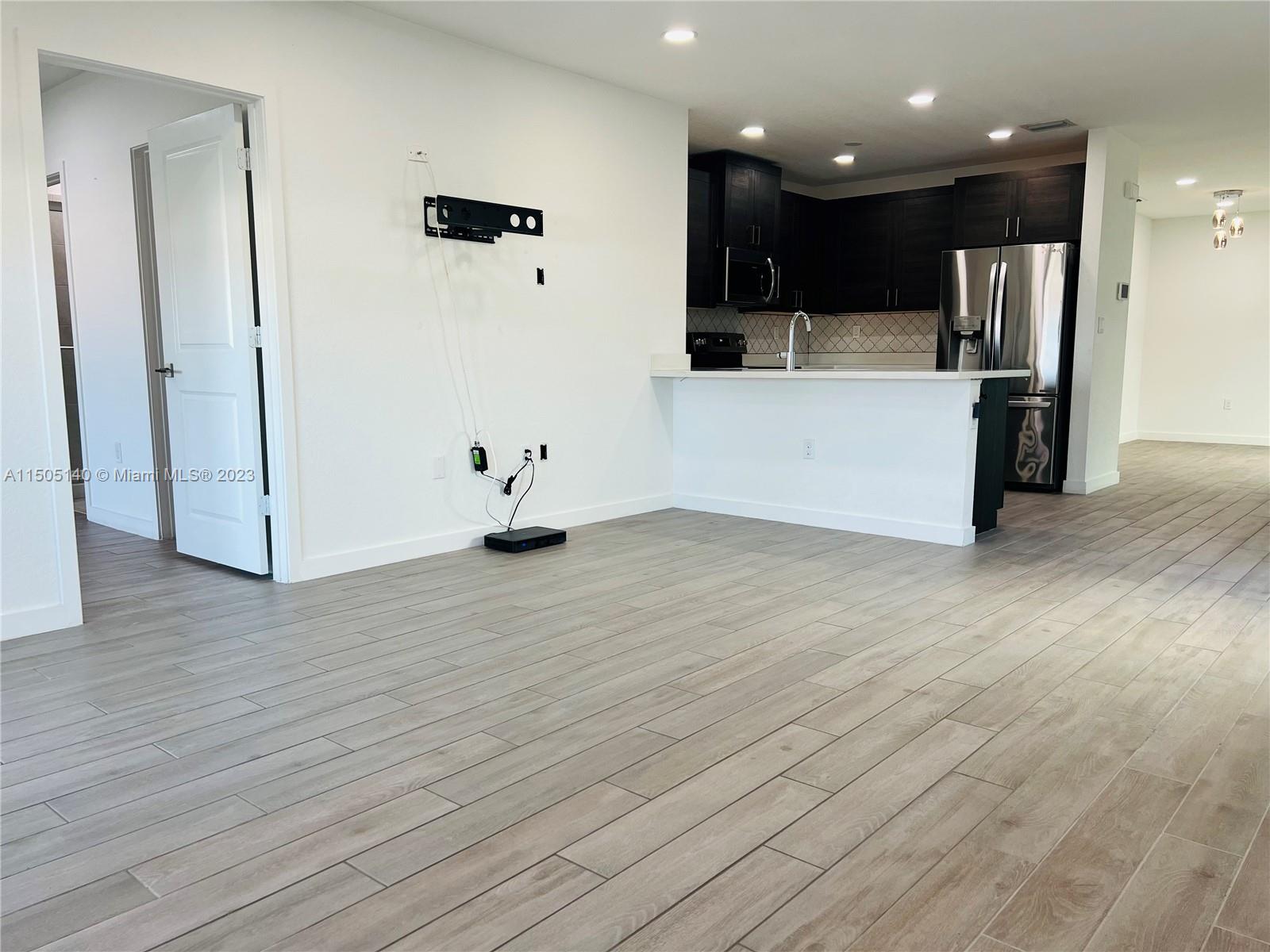 648 NE 5th Way 648, Florida City, Florida 33034, 3 Bedrooms Bedrooms, ,2 BathroomsBathrooms,Residentiallease,For Rent,648 NE 5th Way 648,A11505140