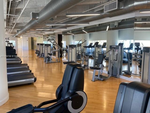 100 SE 2 ST 2000, Miami, Florida 33131, ,Commerciallease,For Rent,100 SE 2 ST 2000,A11499788