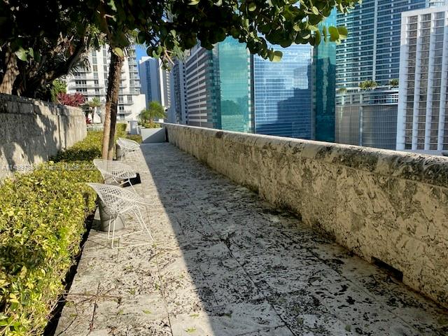 100 SE 2 ST 2000, Miami, Florida 33131, ,Commerciallease,For Rent,100 SE 2 ST 2000,A11499788