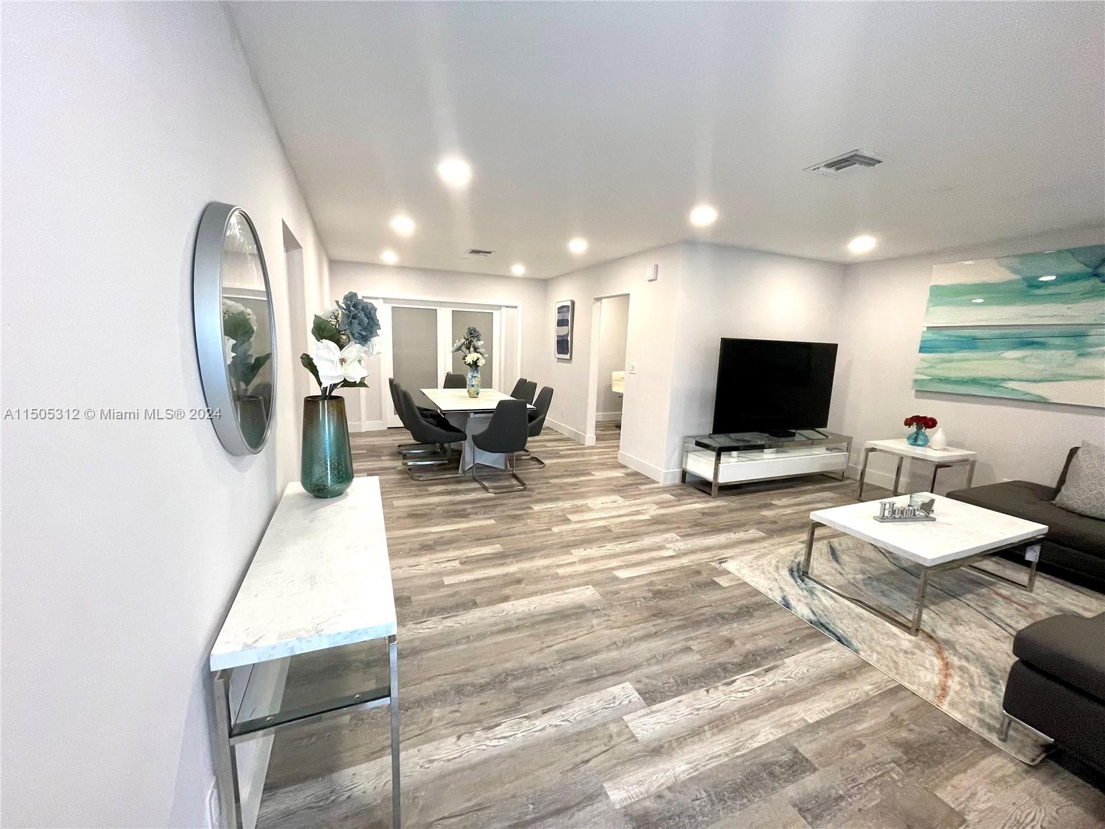 1900 NE 180th St, North Miami Beach, Florida 33162, 4 Bedrooms Bedrooms, ,3 BathroomsBathrooms,Residentiallease,For Rent,1900 NE 180th St,A11505312