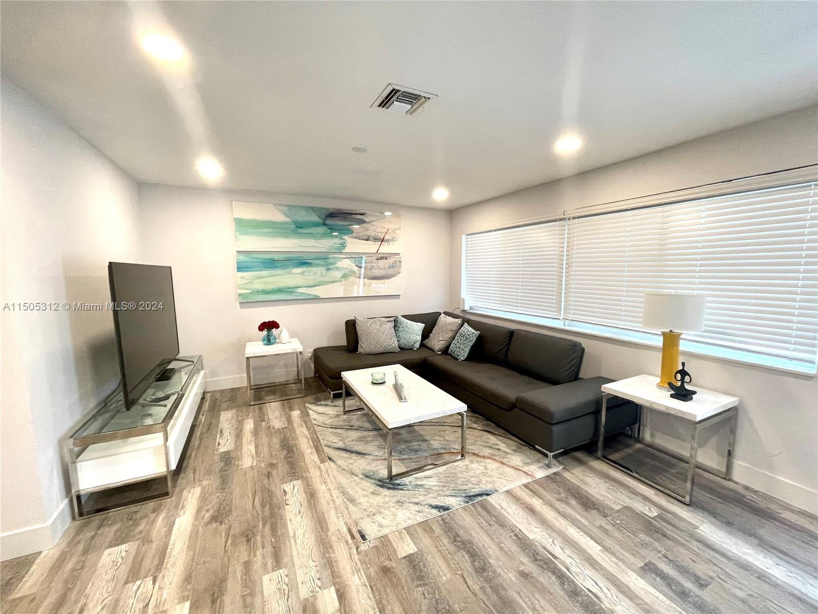 1900 NE 180th St, North Miami Beach, Florida 33162, 4 Bedrooms Bedrooms, ,3 BathroomsBathrooms,Residentiallease,For Rent,1900 NE 180th St,A11505312