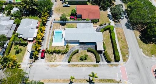 1900 NE 180th St, North Miami Beach, Florida 33162, 4 Bedrooms Bedrooms, ,3 BathroomsBathrooms,Residentiallease,For Rent,1900 NE 180th St,A11505312